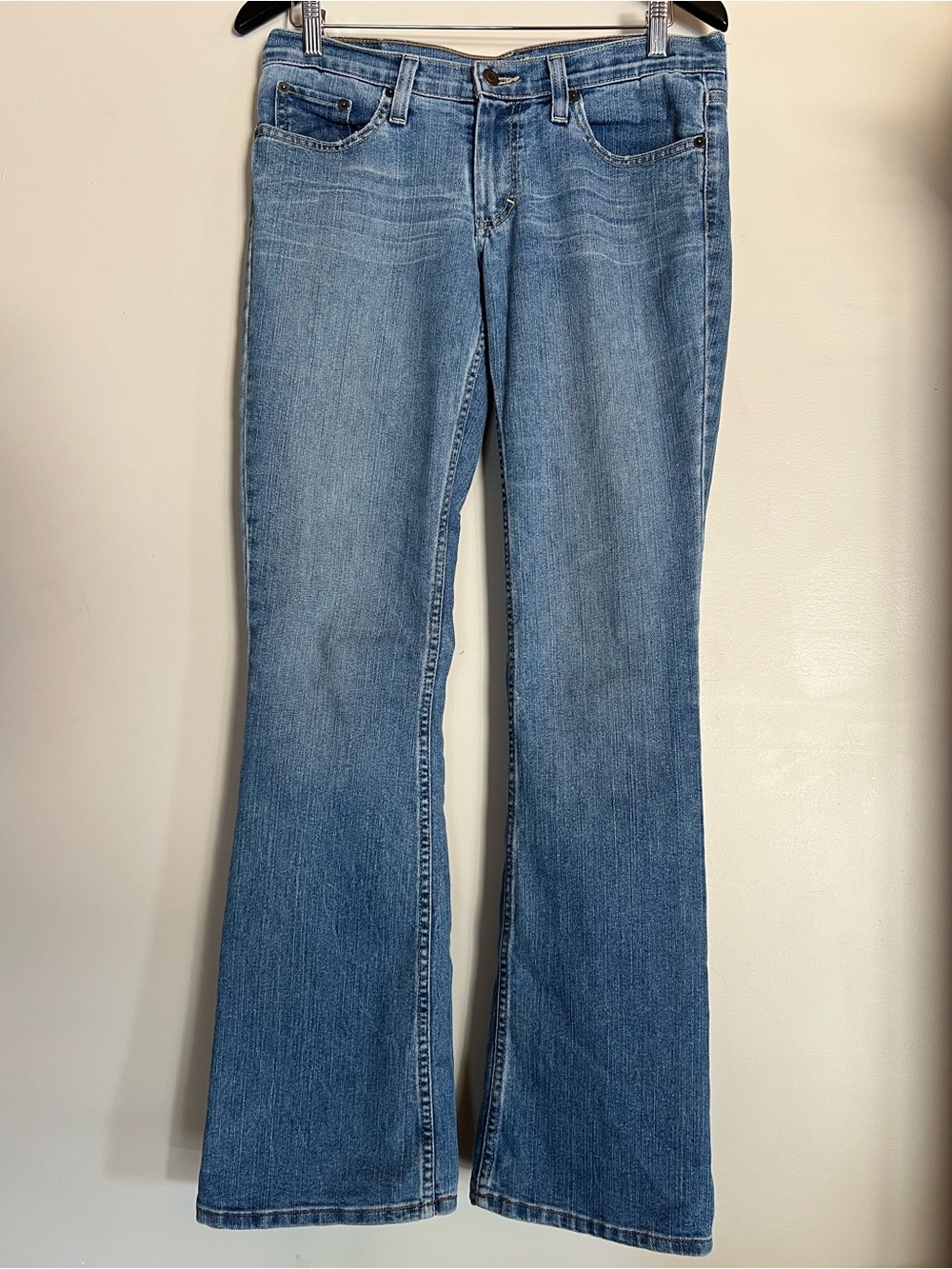 American Eagle Size 6 Long Stretch Flare Bootcut Jeans Low Rise Medium Wash Y2K
